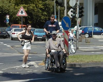 496_Bu_Juli_29_Strasse01.jpg