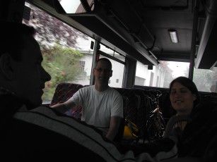 020807122045_896imschienenersatzbusmitalpen_fahrradtourist.jpg
